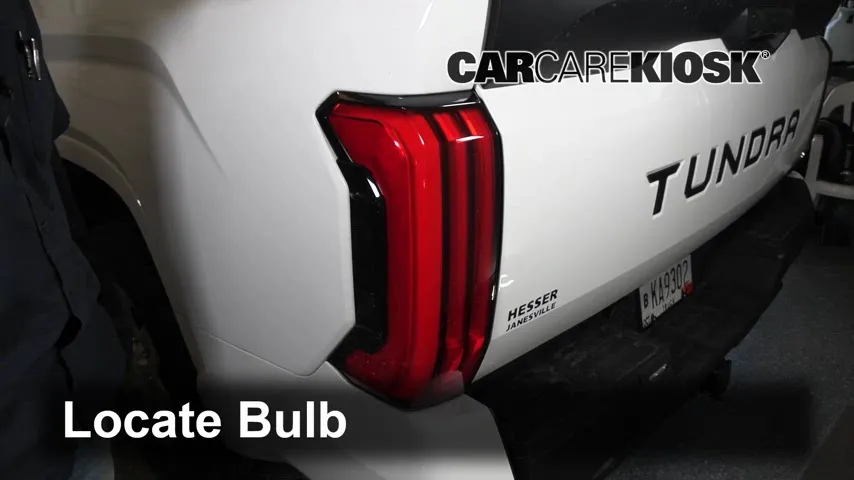 2022 Toyota Tundra SR 3.4L V6 Turbo Éclairage Feux de position arrière (remplacer ampoule)
